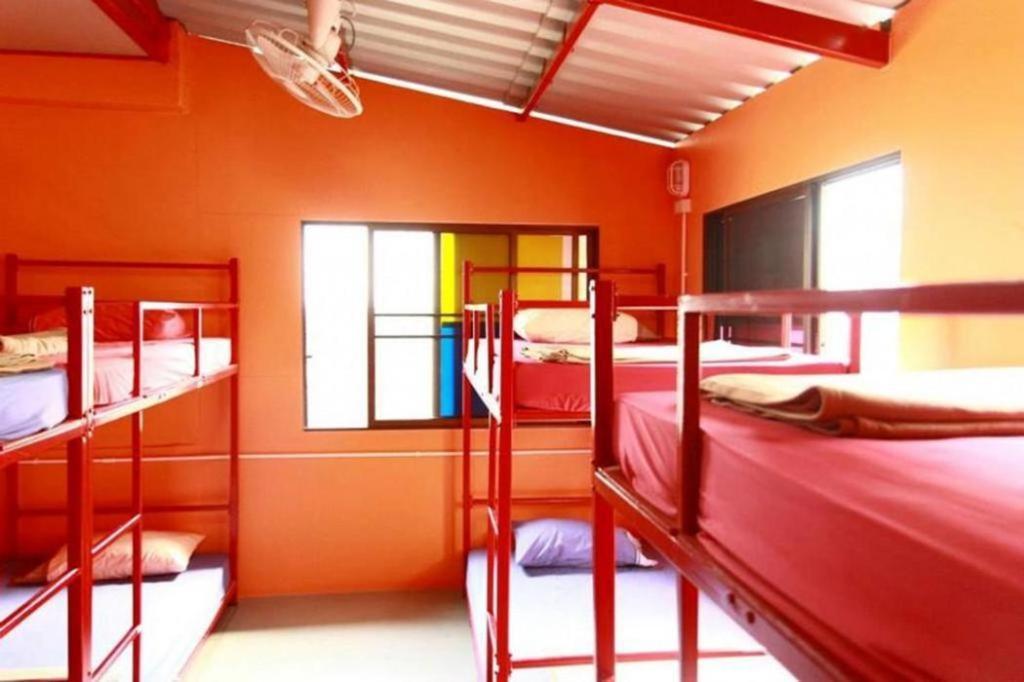 Oyo 586 I Hostel Phuket Zewnętrze zdjęcie