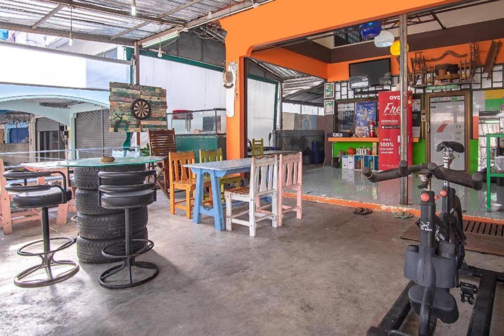 Oyo 586 I Hostel Phuket Zewnętrze zdjęcie