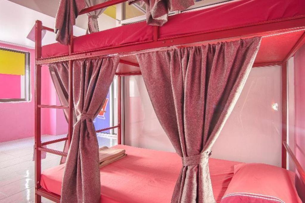 Oyo 586 I Hostel Phuket Zewnętrze zdjęcie