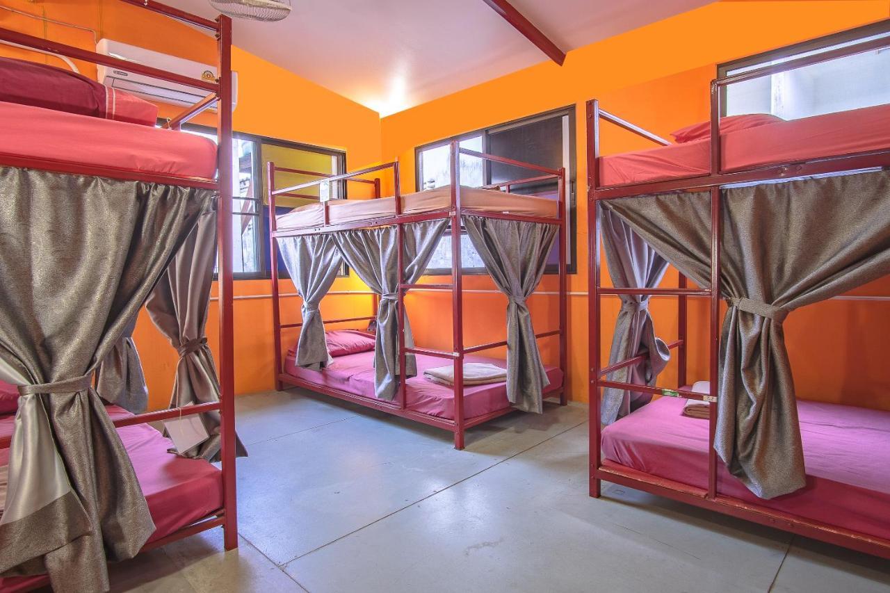 Oyo 586 I Hostel Phuket Zewnętrze zdjęcie